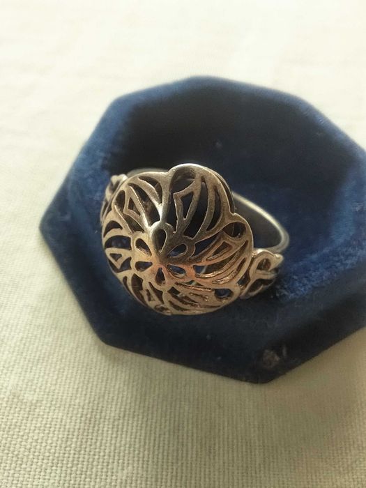 Srebrny pierścionek Warmet