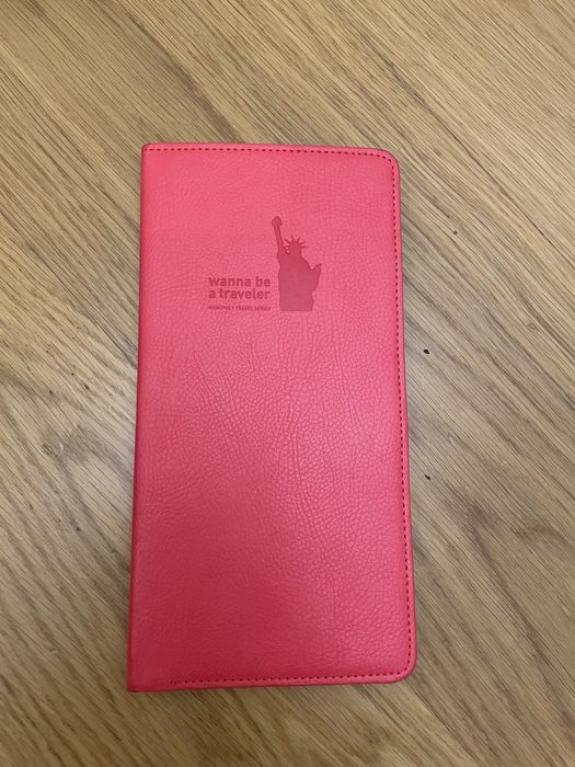 WYPRZEDAŻ Etui na dokimenty, portfel na dokumenty do podróźy malinowy
