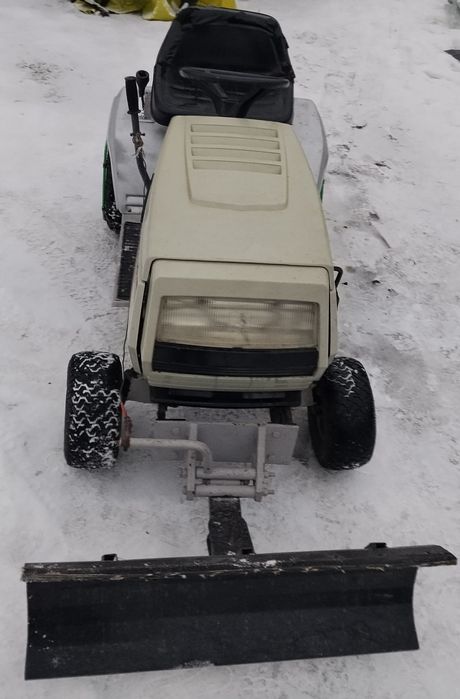 Traktorek kosiarka WHITE MTD Silnik Briggs 11.5 z pługiem brak Kosiska