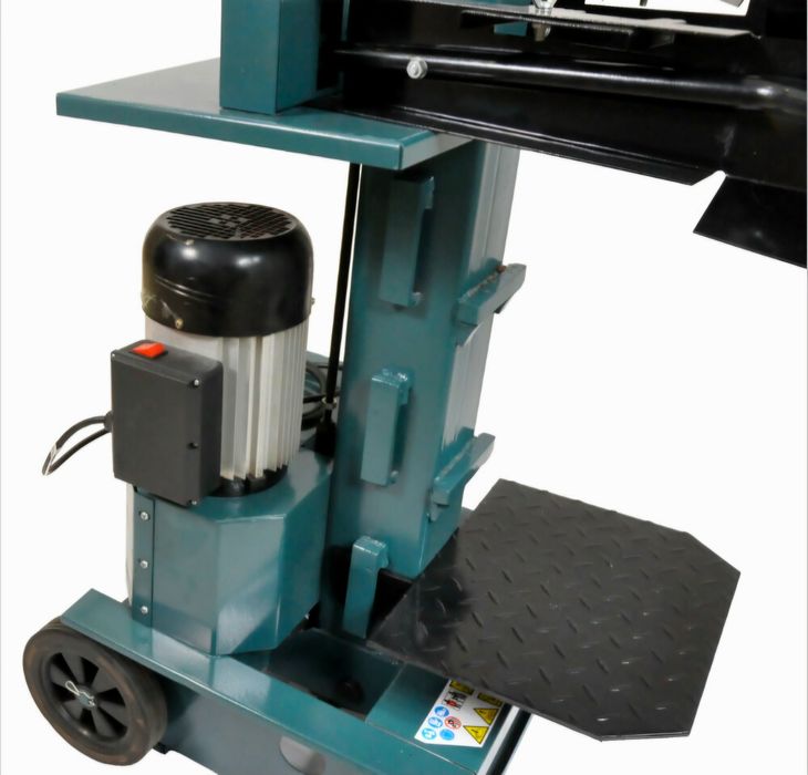 Łuparka do drewna 12T. BASS POLSKA. 5l gw.