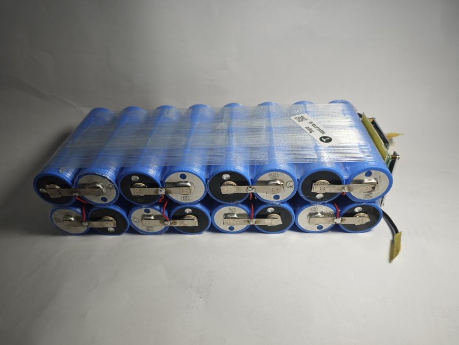 LiFePO4 аккумулятор 48V 20Ah из элементов EVE 40135 в термоусадке