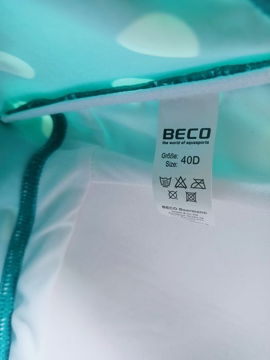 Tankini Beco, rozmiar  40C 40D.
Kolor - zielone w kropki.
Stan idea