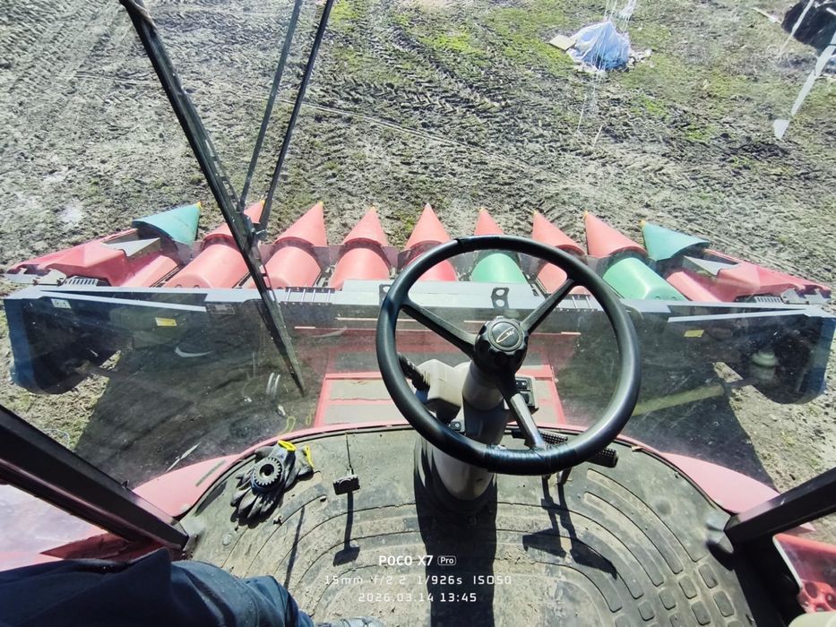 Комбайн CASE AFX 8010