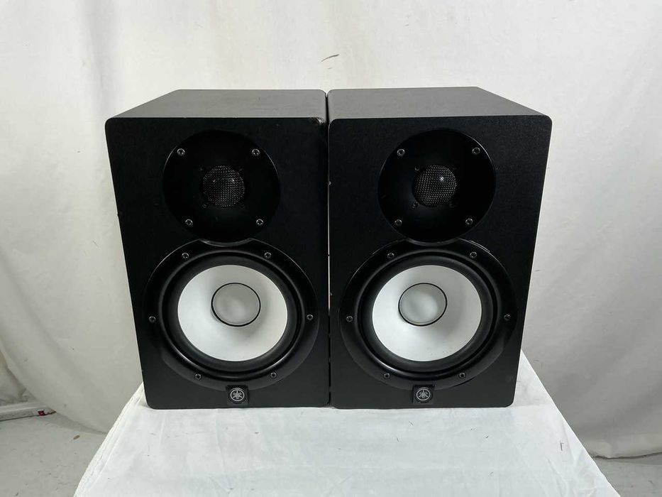 Yamaha HS7 Active Studio Monitors
