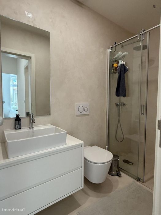 Apartamento com 2 quartos - localizado em Santa Apolónia Lisbon