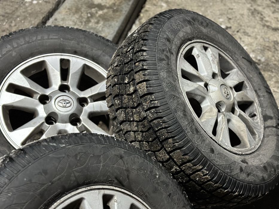 Продам колеса у зборі Диски + зимня резина  5×150 265/70 R17