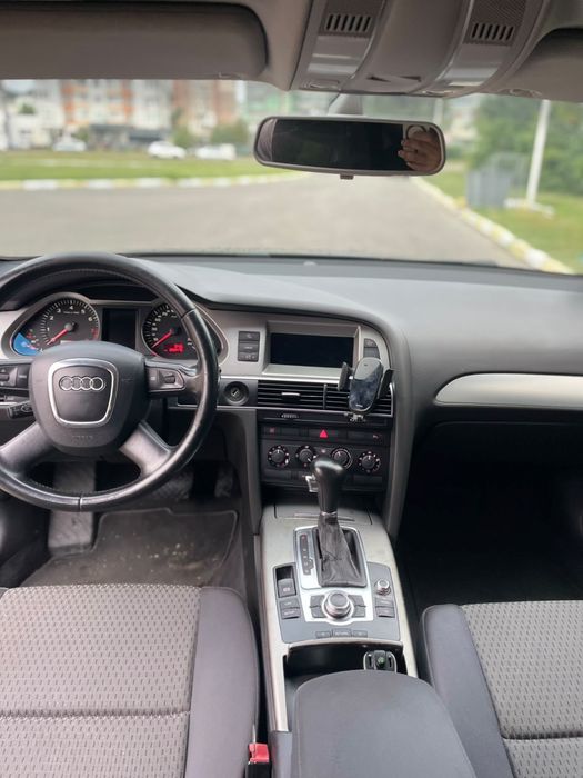 Ауді а6с6 2.4 бензин автомат