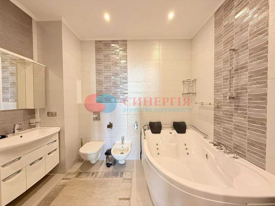 Оренда 3к квартира, Окіпної 18, ЖК Riviera Riverside, найкращий вид на Дніпро! метро Лівобережна