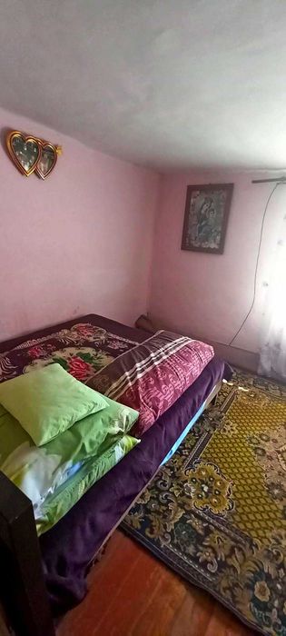 Продаж будинку туалет, ванна та автономне опалення.