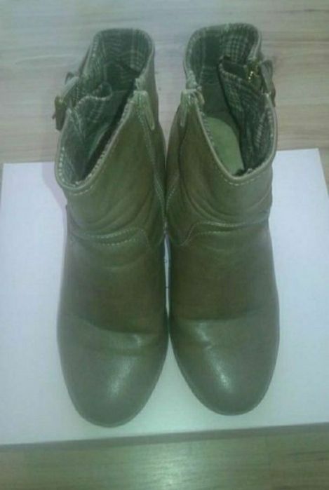 Botki brązowe r.38