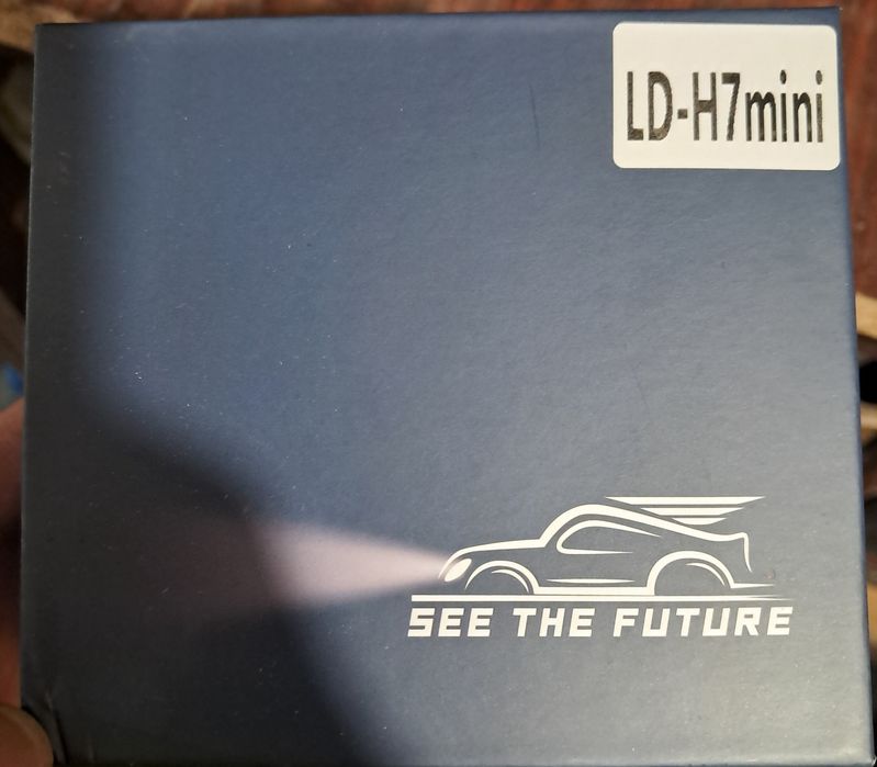 Лампочки h7 .нові