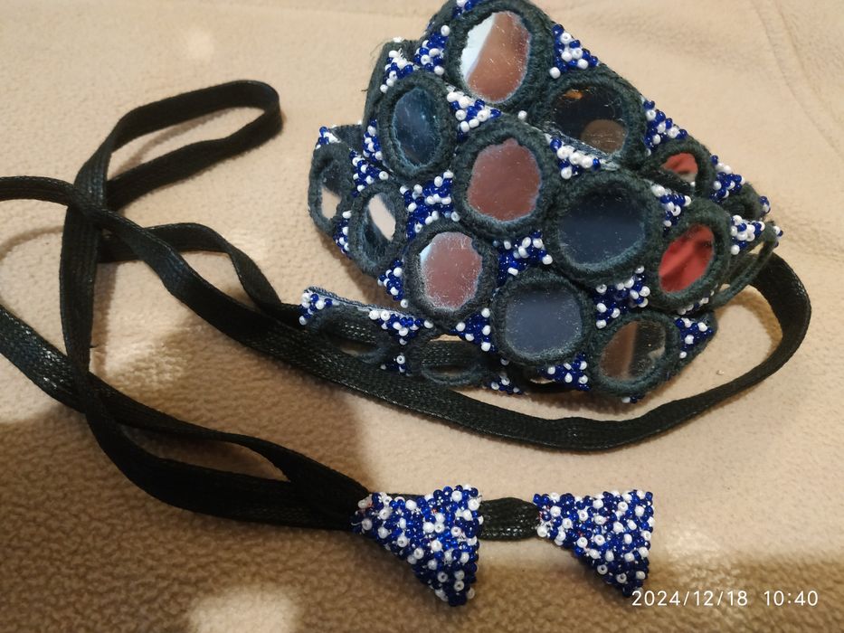 Пояс зеркальный расшитый бисером