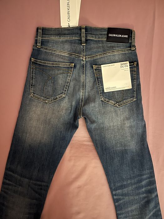 Wyprzedaż spodnie męskie Calvin Klein Jeans.