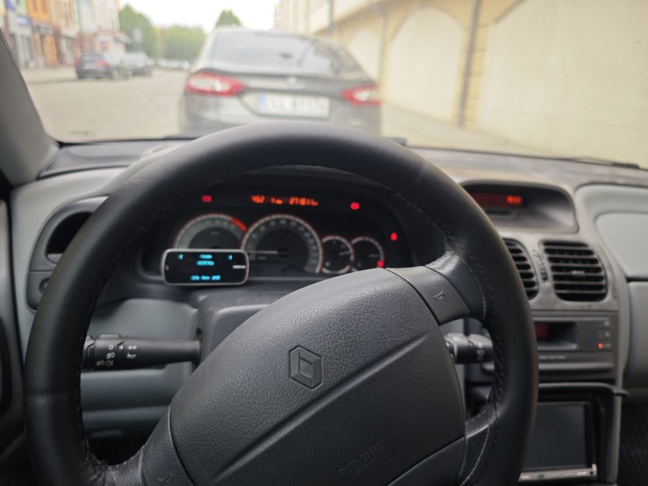 Renault Laguna 2000r