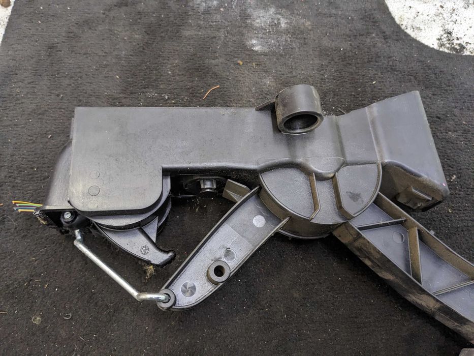 Mercedes W169 A200 W245 2.0 T Pedał Potencjometr Gazu
