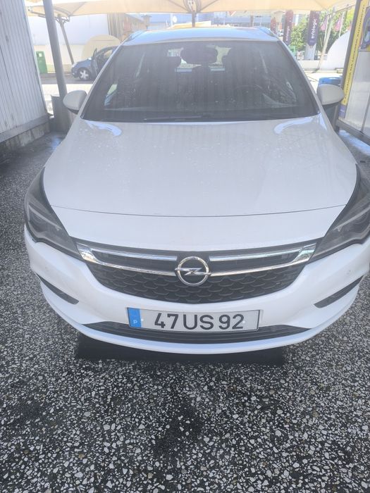 Opel astra sports tourer branca — photo 2