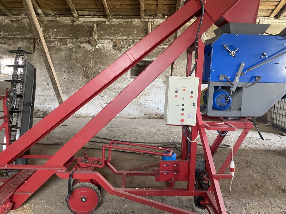 Погружчик зерновий