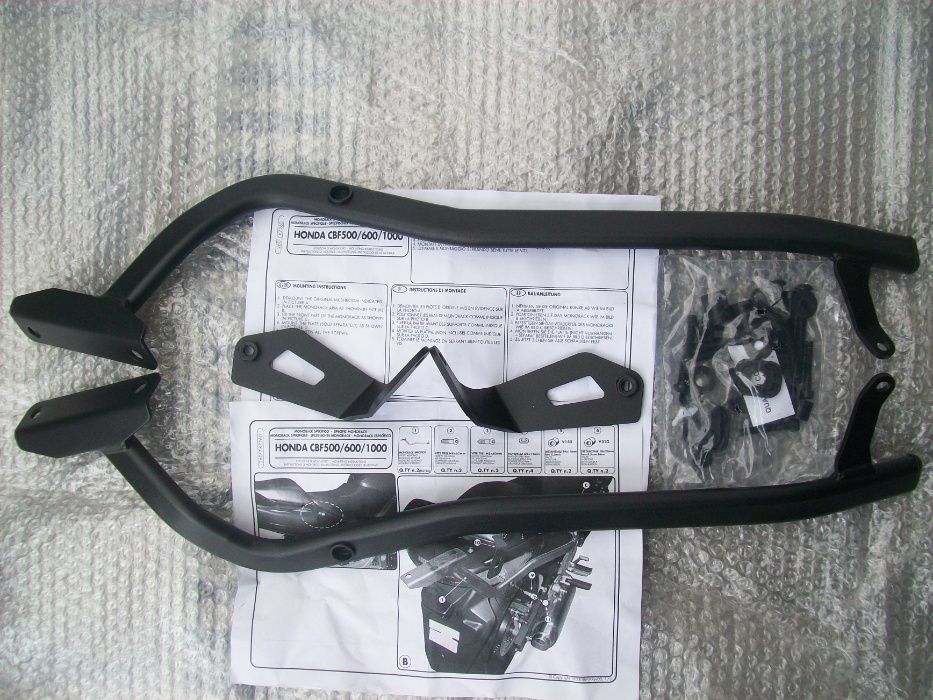 260FZ CBF 500/600S/600N (04>12)/1000/ABS 06>09 HONDA stelaż centralny
