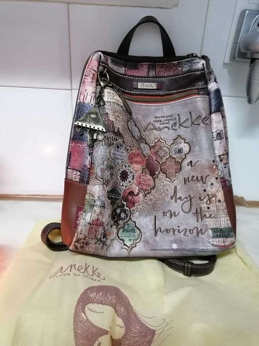 Mochila da anekke , pouco usada, como nova