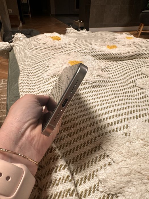 Iphone 15 pro max - idealny