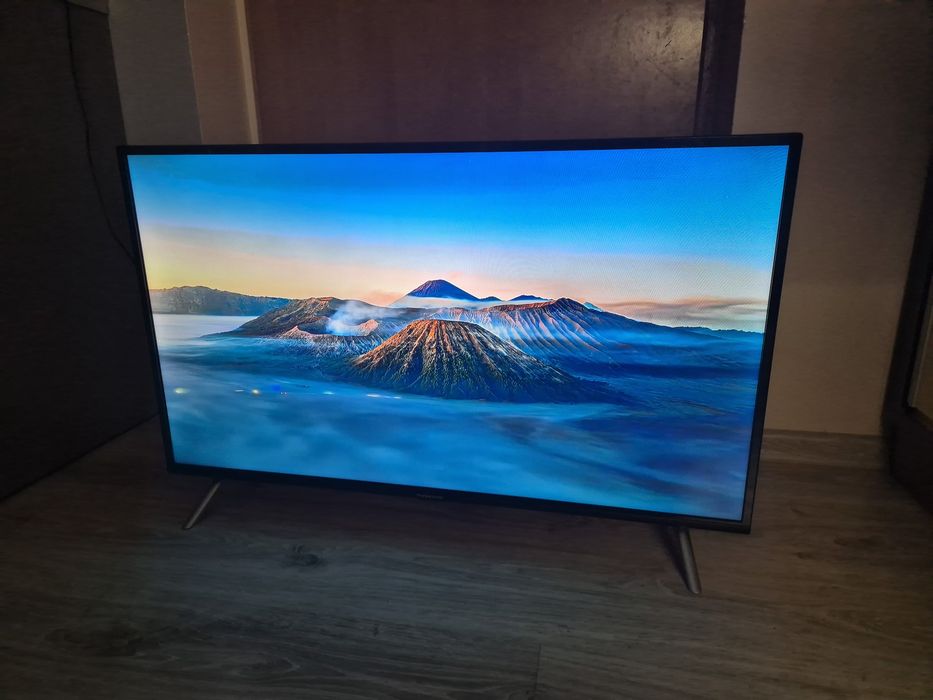 Telewizor TCL 40cali SmartTV DVB-T2  H.265/HEVC HDMI WIFI
