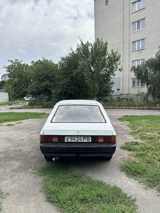 АЗЛК 2141 Москвич 1992 рік 1.5 бензин