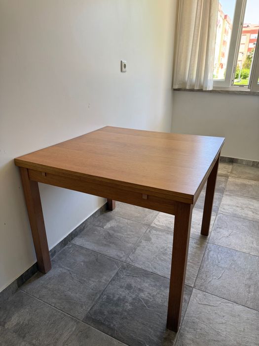 mesa de cozinha extensível 95x95 (até 169,5cm) + 4 cadeiras