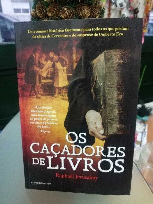Vende-se livro  os caçadores de livros