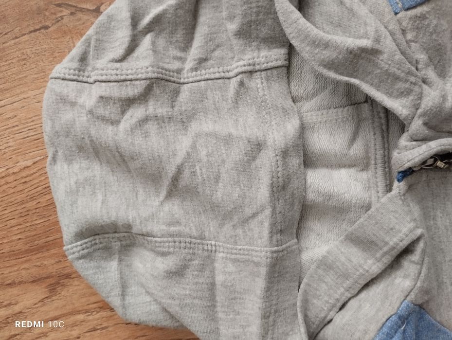 Bluza na zamek z kapturem rozmiar 86