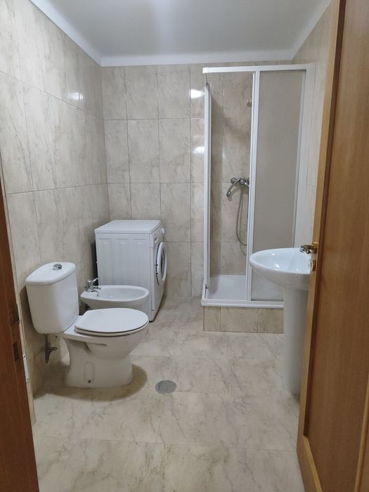 Apartamento T3 c/ lugar de garagem