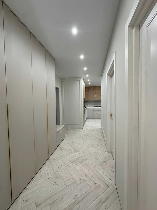 Продаж 2 кім. квартири , по вул. Роксоляни 34. - зображення 2