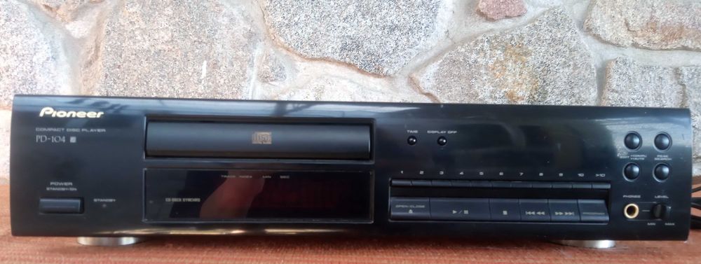 CD програвач Pionneer PD-104