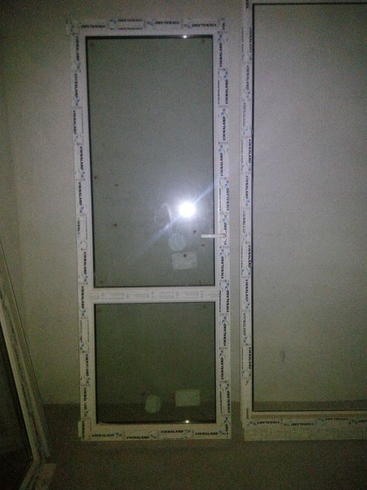 Металопластикові двері VIKNALAND, розміри: 2230х870 мм.