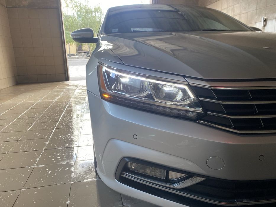 Продам Volkswagen Passat 2017