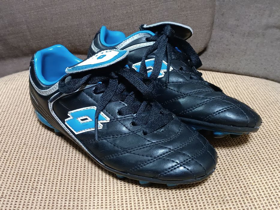 Бутсы футбольные детские Lotto/ сороконожки для футбола Lotto - 32р