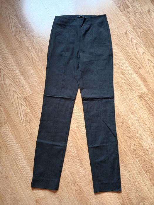 Czarne damskie spodnie garniturowe Massimo Dutti rozmiar XS 34