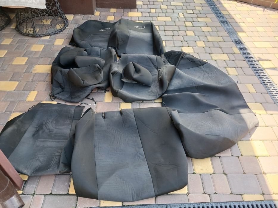 Чохли в хорошому стані