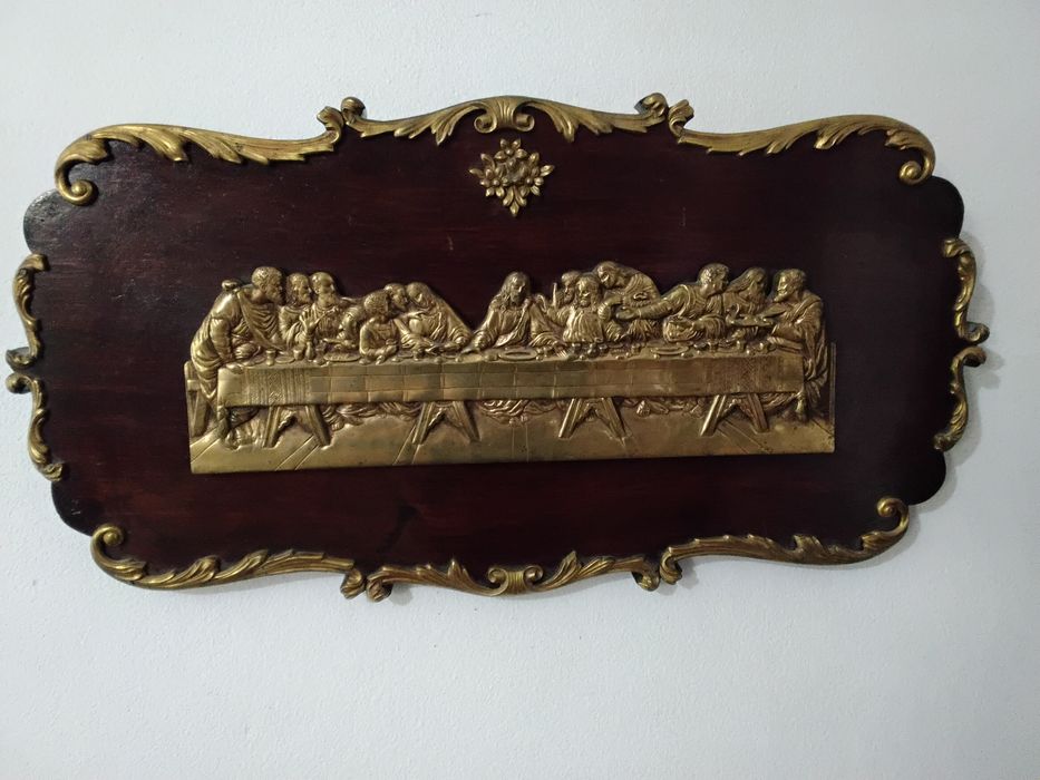 Peça Vintage ultima ceia madeira maciça e latão