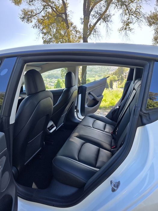Tesla Model 3 Standard Range IVA dedutível