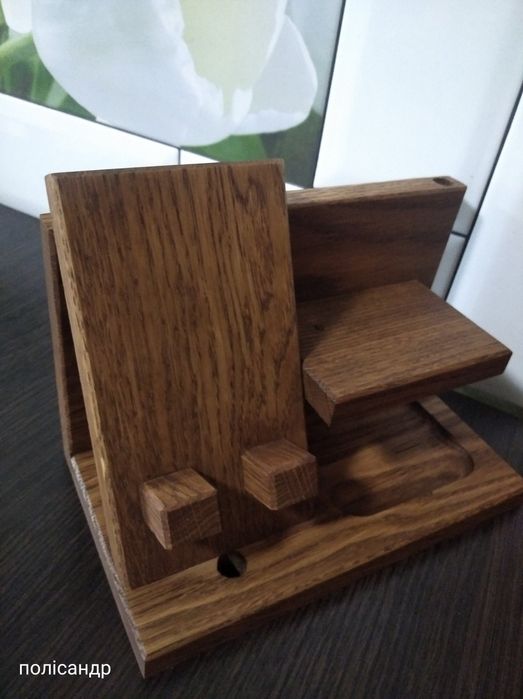 Підставка для телефона.