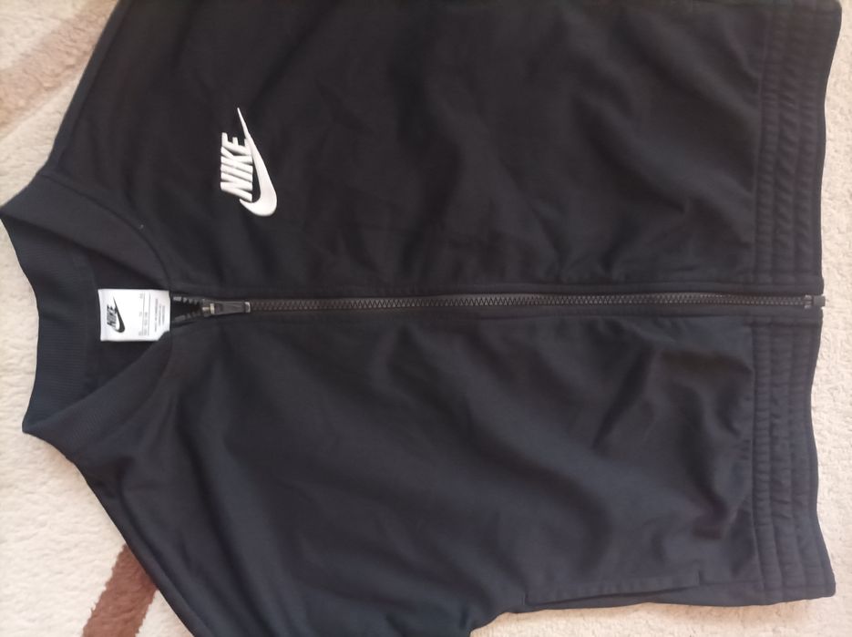 Bluza Nike rozm. 156-166