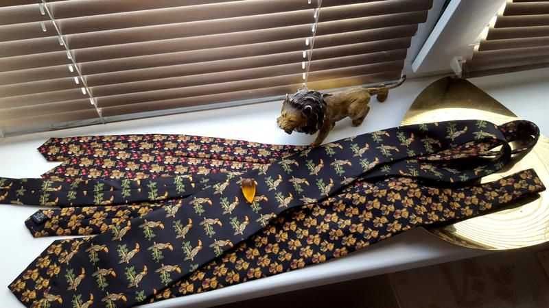 Нішеві краватки Giorgio Armani origina Італія