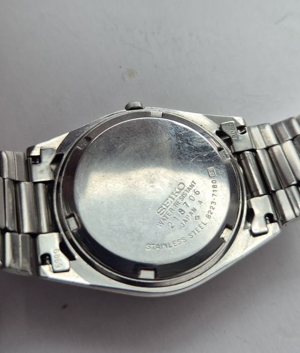 Zegarek Seiko SQ Quartz 8223- 7180 vintage retro