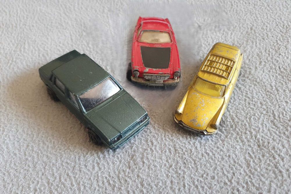 Carrinhos Corgi Juniors Whizz Wheels: Citroen Safari, Volvo 1800, 1970