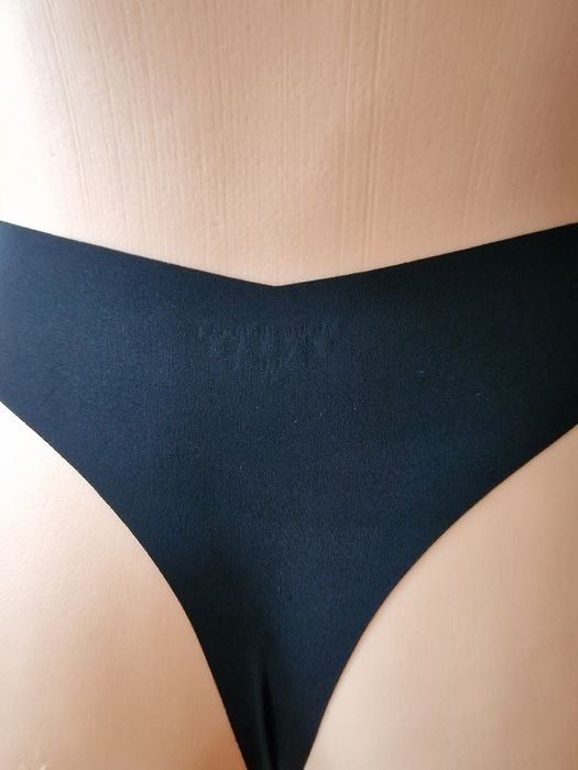 Komplet 4  szt damskie stringi bezszwowe, wysoki stan.