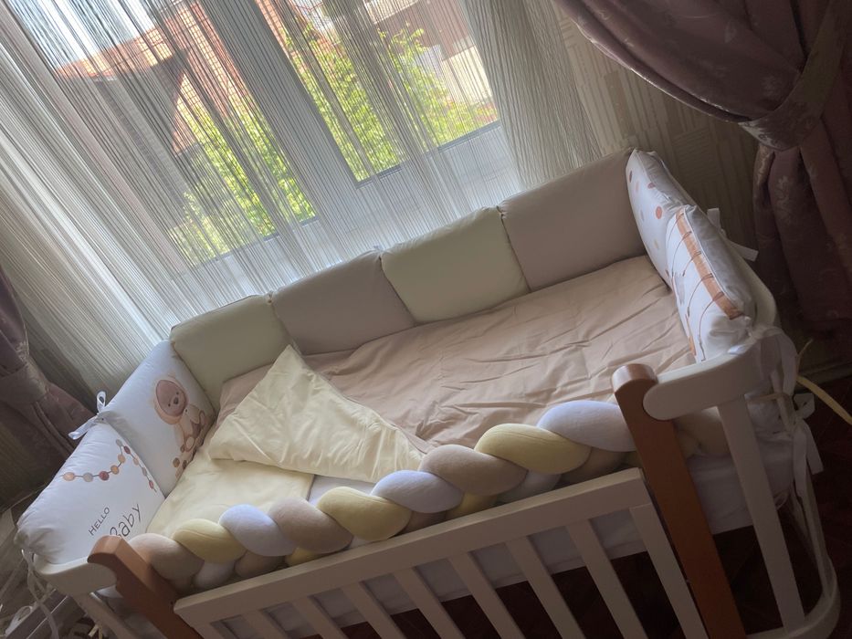 Дитяче ліжечко з комодом