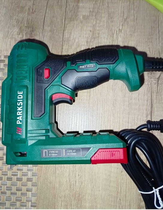 Zszywacz Elektryczny Gwoździarka 2w1 Do Zszywek I Gwoździ Długi Kabel 3m