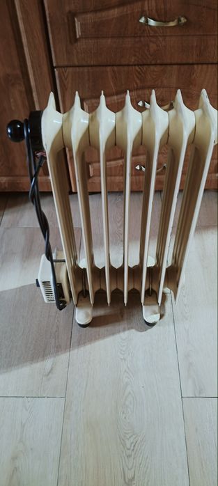 Grzejnik olejowy elektryczny