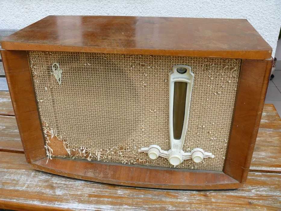 Radio lampowe RIGA 10