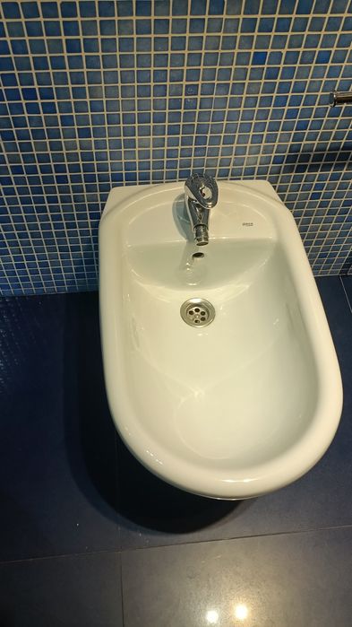 2 Moveis casa de banho/bidé Roca